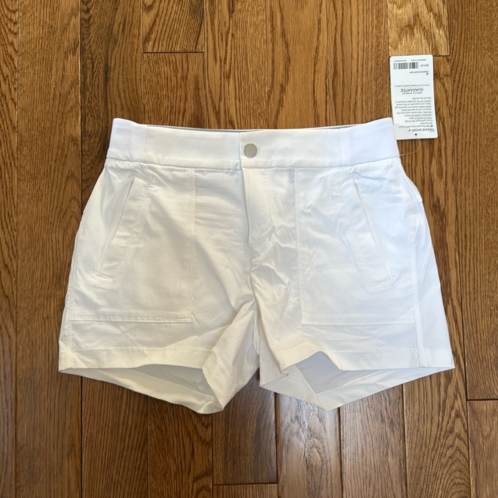 Athleta Trekkie Short 4”